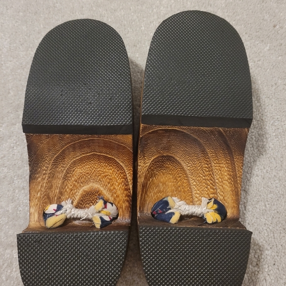 2/$20 Japanese wood sandals - Picture 2 of 2